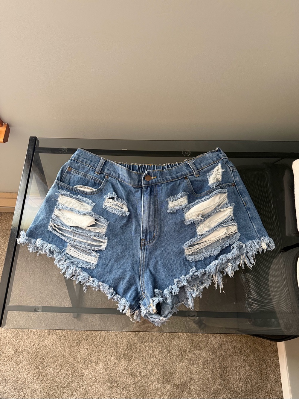 SHEIN Light Blue Distressed Denim Frayed Hem Shorts